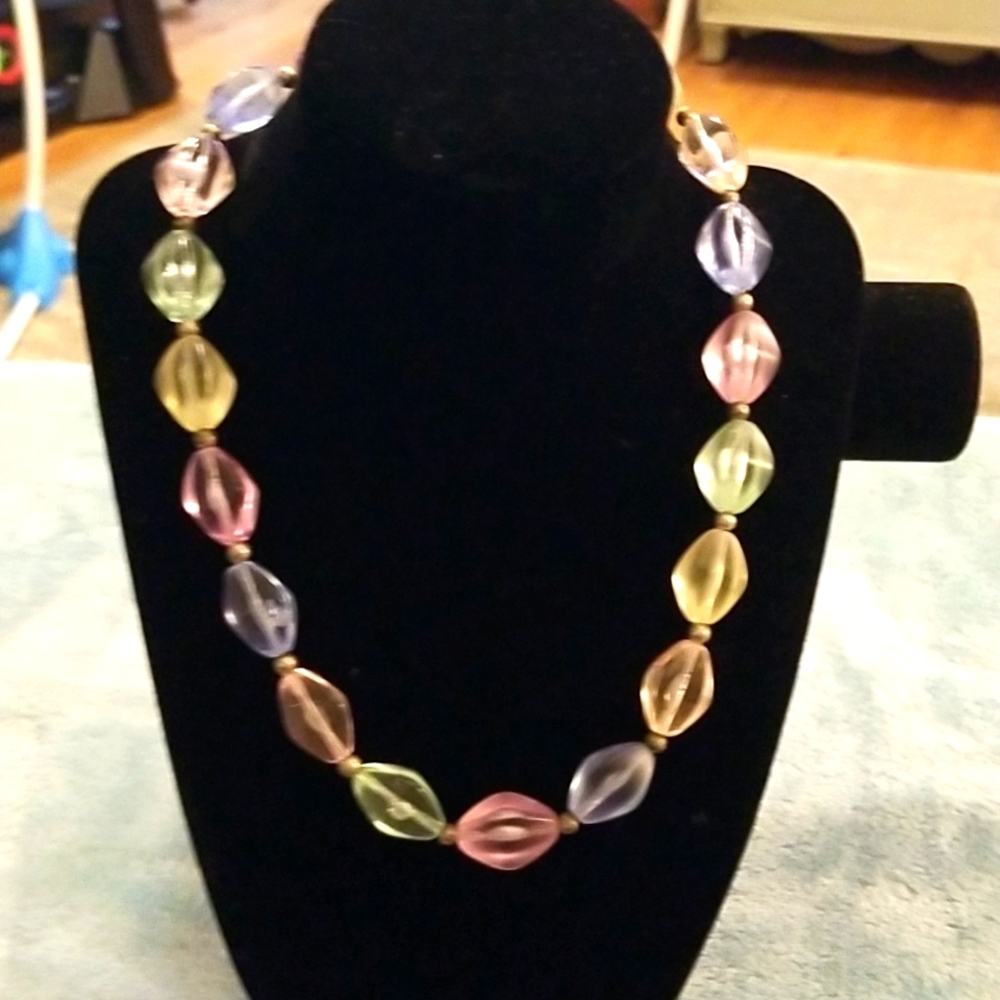 Colorful bead necklace